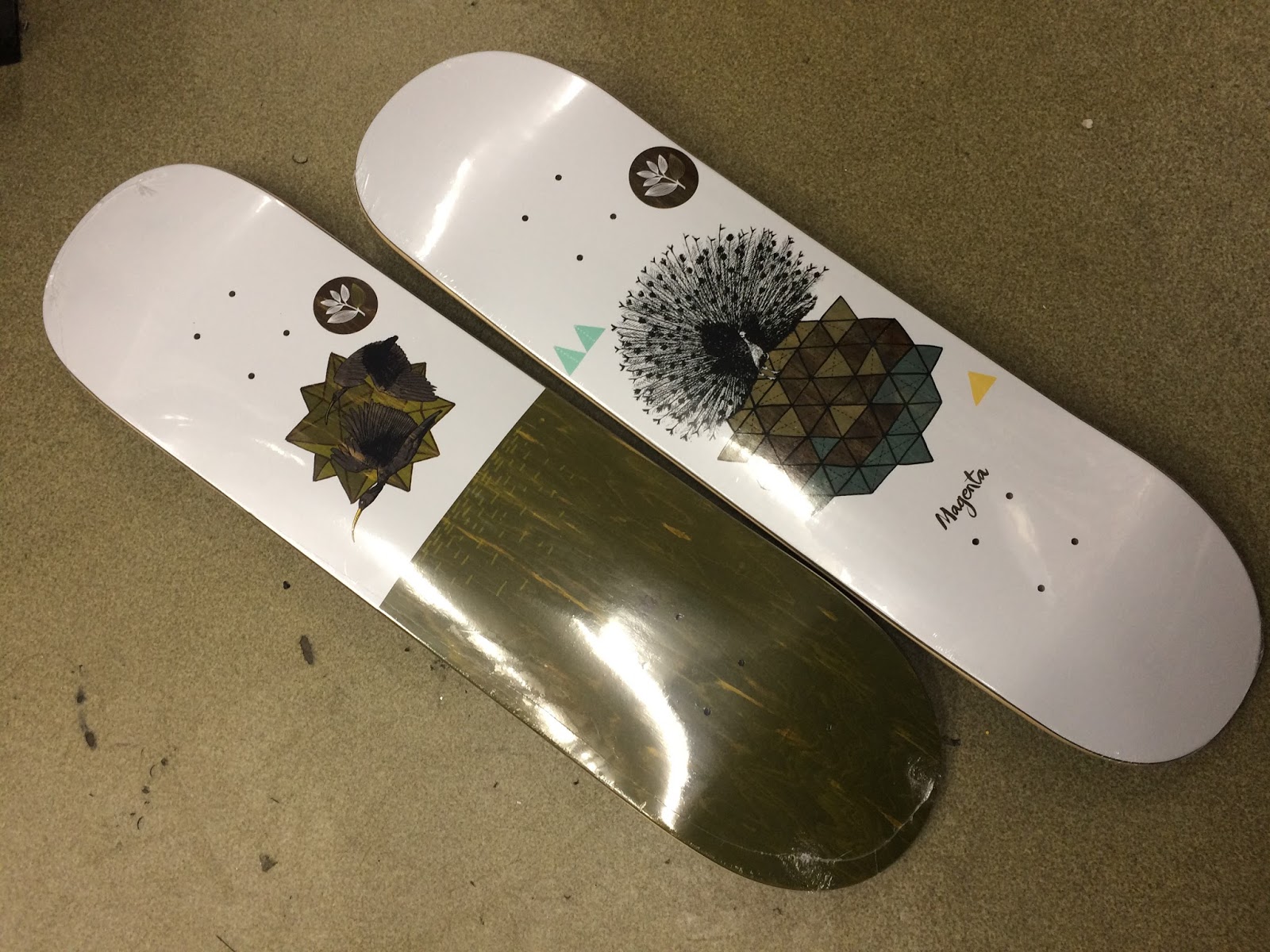 新品未開封 Lil Kim Skateboard Red スケートボード 板